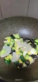 Make Shrimp eggs fried cucumbers step 4