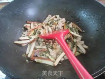 Make Pickles, chicken legs, fragrance step 8