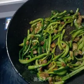 Make Meat-dried Dutch cucumber step 15