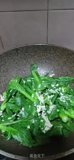 Make Garlic cabbage step 7