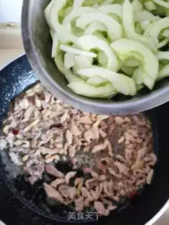 Make The chrysanthemum step 6