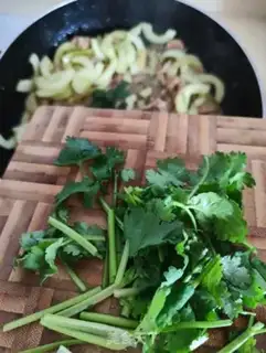 Make The chrysanthemum step 8
