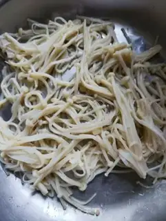 Make Golden pins and mushrooms step 5