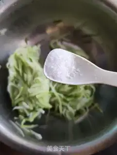 Make Slurpy carrot ball step 4