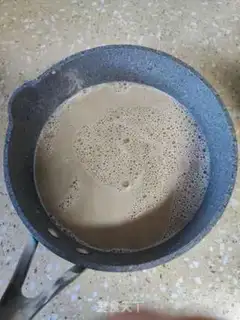 Make Ginger date milk step 4