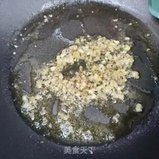 Make Eggs, meat, fried beans step 4