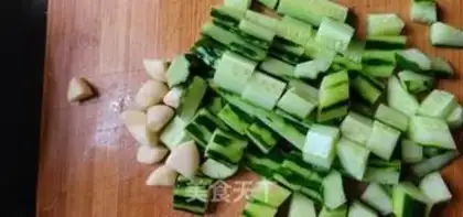 Make The cucumber-screw step 2