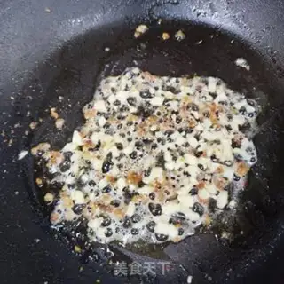 Make Eggs, meat, fried beans step 6
