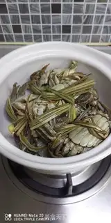 Make Yin and Krabs step 2