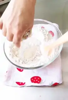 Make Milky cotton toast step 2
