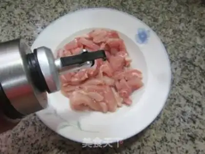 Make Chicken leg and radish step 3