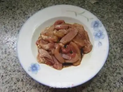 Make Onion chicken leg, red pepper step 6
