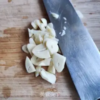 Make Garlic loaf step 2