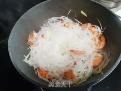 Make Shrimp radish soup step 6