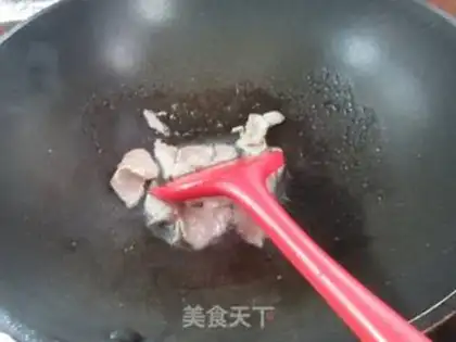 Make Spam mushrooms, tomato pepper step 2