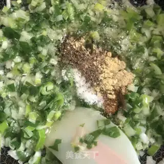 Make Roach tofu shrimp bag step 16