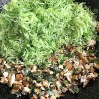 Make Roach tofu shrimp bag step 18