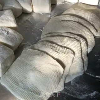 Make Roach tofu shrimp bag step 27