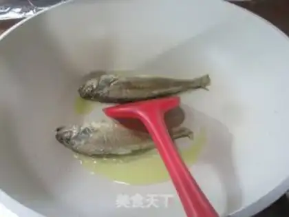 Make Red burning seafood step 1
