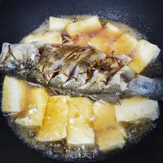 Make Tofu-burned bass step 7