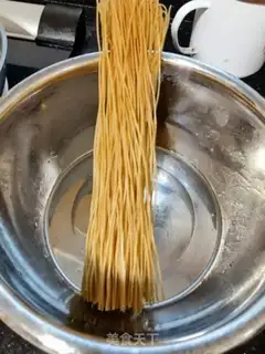 Make Garlic lasagna step 0