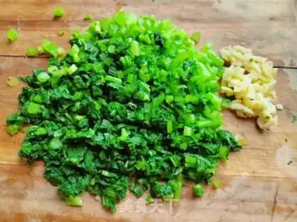 Make Shrimp berries, mustard step 2