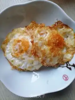 Make Soy sauce and eggs step 1