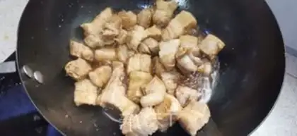 Make Garlic red meat step 6