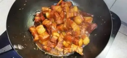 Make Garlic red meat step 10