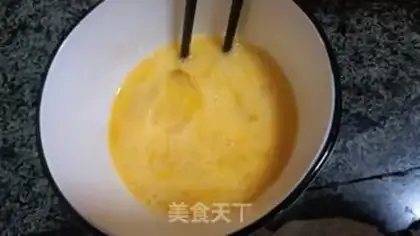 Make White fried eggs step 3