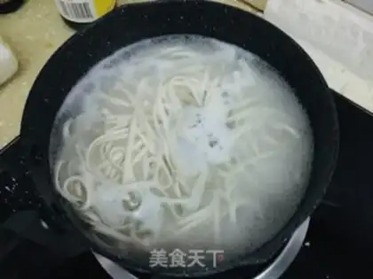Make Fried noodles step 1