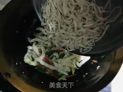 Make Fried noodles step 5