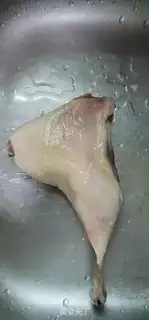 Make Duck-leg mustard soup step 0