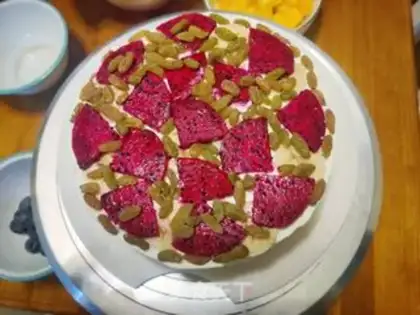Make Three floors of fruit cake step 10