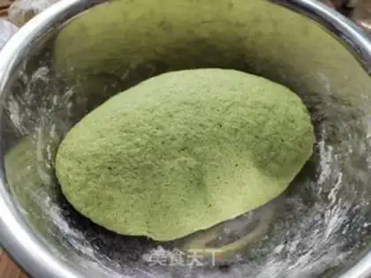 Make Potato green buns step 2