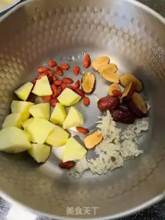 Make Silver-eared apple sugar step 2