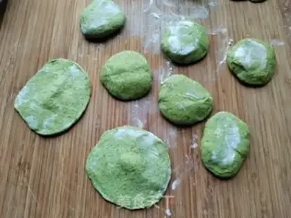 Make Potato green buns step 8