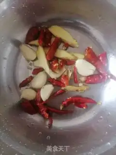 Make A red roasted chicken step 4