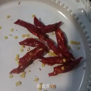 Make Hot peppers and lilies step 4