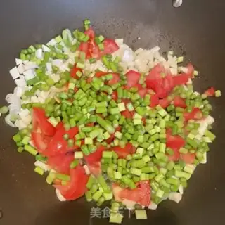 Make Tomato egg rice step 4