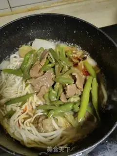 Make Pepper beef noodles step 2
