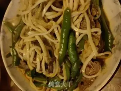 Make Pepper beef noodles step 4