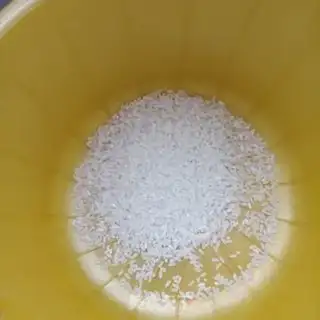 Make The rice porridge step 0