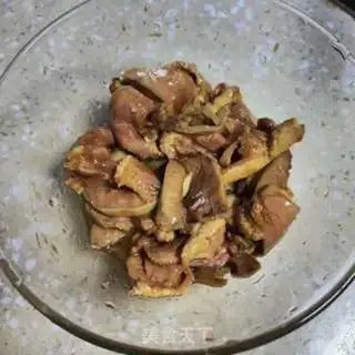Make Snow bean fried pig step 3