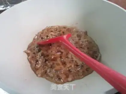 Make The gravy is white and the tacos step 7