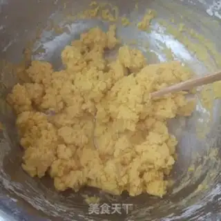 Make Whole wheat corn buns step 2