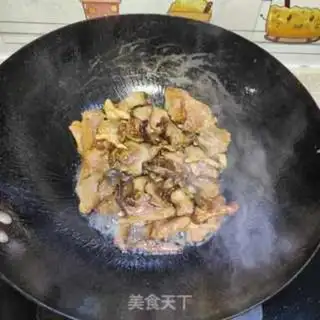 Make Snow bean fried pig step 7