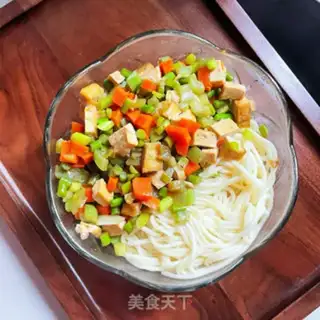 Make Garlic tofu noodles step 10