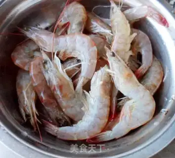 Make Hotcakes with fried shrimp step 0
