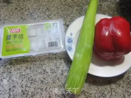 Make Paprika fried tarcrete step 0